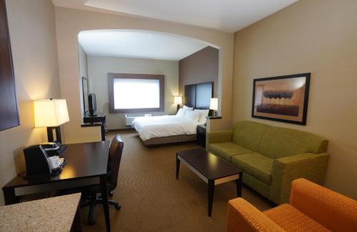 Douglas County Hotel | Creekside Hotel & Suites