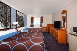 Willits Hotel | Creekside Inn & Suites