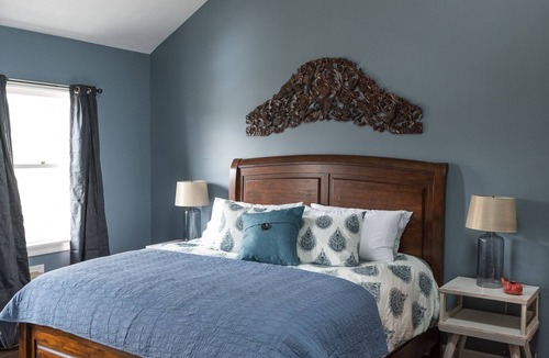 Oneida Hotel | Creekside Inn