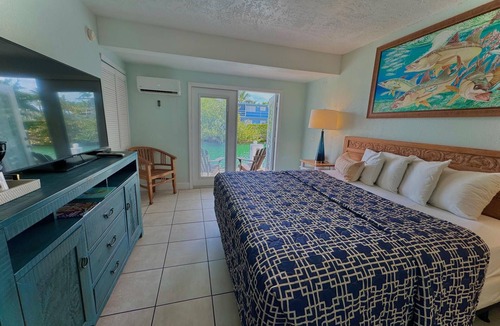 Tavernier Hotel | Creekside Inn