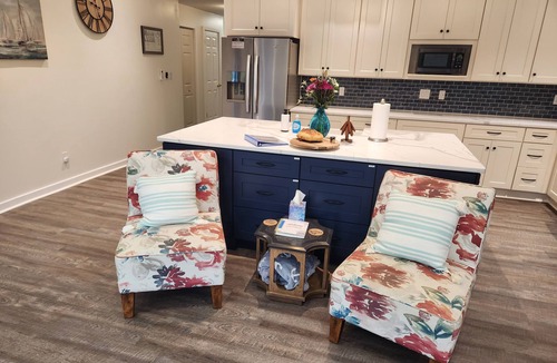 Lusby House | Creekside Oasis