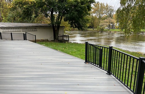 Mechanicsburg Cottage | Creekside Oasis