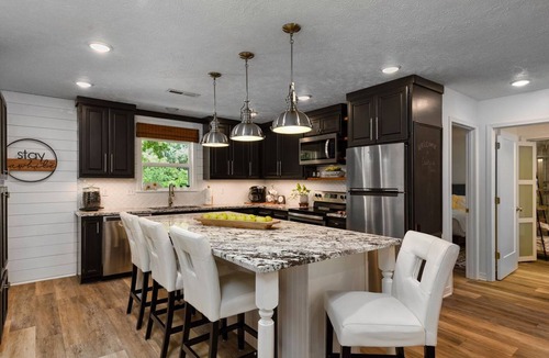 Harrison Condo | Creekside Place - Pet Friendly, amenities galore & perfect central location