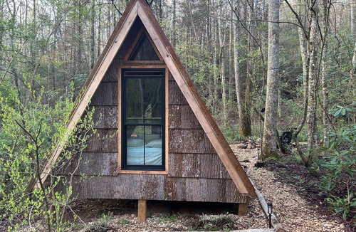 Zirconia Cabin | Creekside Rustic A-Frame