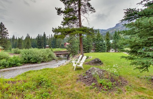 Cooke City-Silver Gate Cabin | Creekside Silver Gate Getaway w/Fireplace!