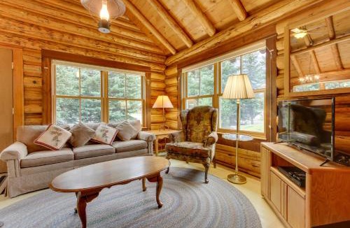 Cooke City-Silver Gate House | Creekside Silver Gate Getaway w/Fireplace!