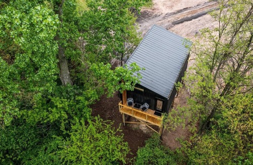 Oakdale Cabin | Creekside Treehouse n& Lavender Farm