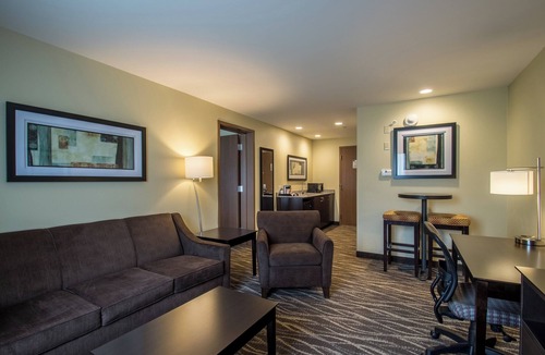 St. Marys Hotel | Creekstone Inn & Suites