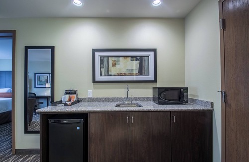St. Marys Hotel | Creekstone Inn & Suites