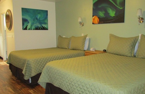 North Star Hotel | Creekwood Inn
