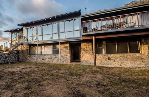 Jindabyne House | Creel Lodge