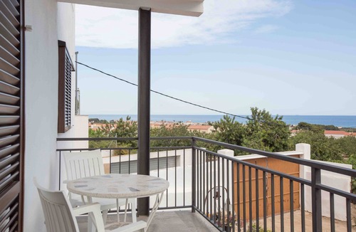 Creixell Apartment | Creixell Sea Views by MarCalma