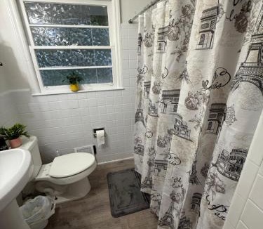 Candler-McAfee House | Crema queen
