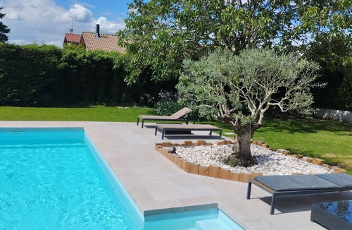 Cremieu House | Crémieu, calm and relaxation, 2 steps from the center.