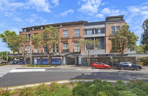 Cremorne Apartment | Cremorne- GA110 Macpherson St - Loft Style Apartment Close to Everything