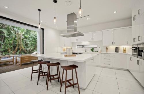 Melrose Villa | Crescent Heights