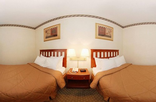 Hunters Point Hotel | Crescent Hotel