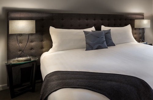 St Kilda West Apartment | Crest on Park