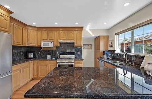 Castro Valley House | Crest retreat home