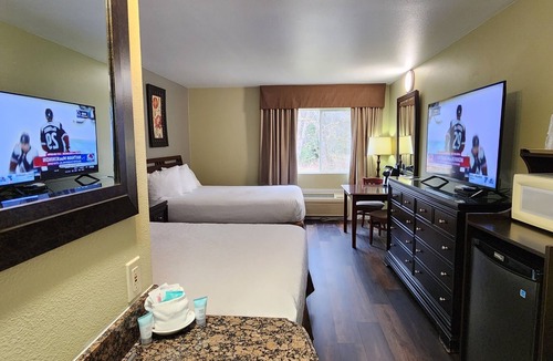 Packwood Hotel | Crest Trail Lodge