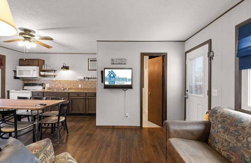 Jenkins Cabin | Crest View Cabin - Lakefront Table Rock Lake