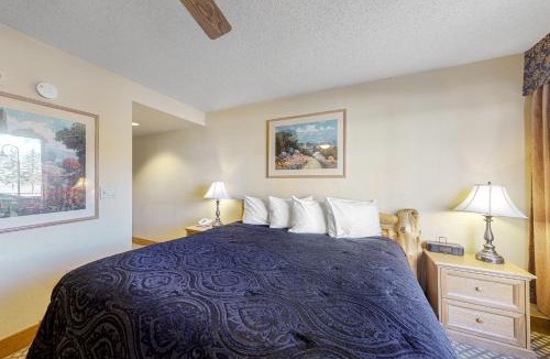 Mount Crested Butte House | Crested Butte's Dream Studio GL270