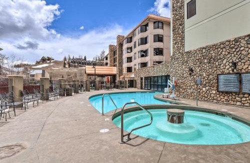 Mount Crested Butte Apartment | Crested Butte Studio w/Hot Tub: Walk to Slopes!
