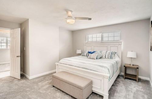 Ocean Crest House | Cresting Wave Cottage by the Sea