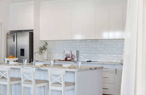 Milton House | Crestmount Summary: E