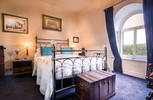 Lincoln House | Creston Villa Guest House