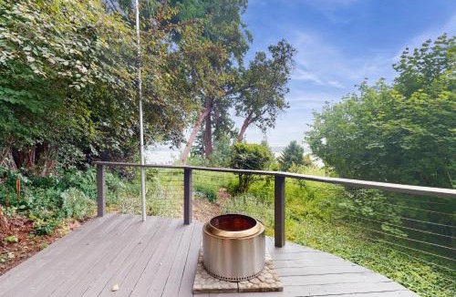 Indianola House | Crestview Cottage