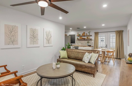 Shreveport House | Crew Quaters Sleeps 13