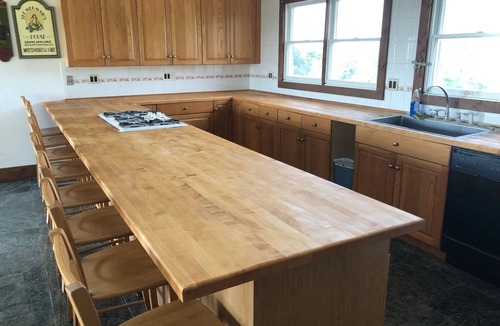 New Shoreham House | Crew's Hideout- Overlooking the Rhode Island Coastline