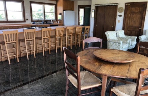 New Shoreham House | Crew's Hideout- Overlooking the Rhode Island Coastline