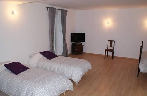 Crezilles House | Crezilles Hôtes