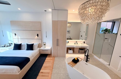 Prince Edward Hotel | Cribs on Main