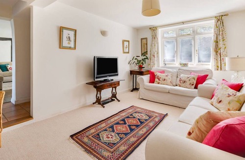 Robertsbridge House | Cricket Cottage in Robertsbridge