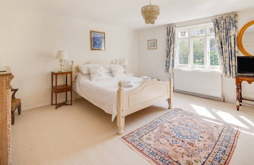 Robertsbridge House | Cricket Cottage in Robertsbridge