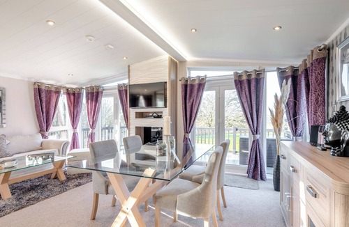 Dumfries Ski Chalet | Criffel Hilltop Lodge