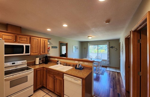 Ocean City House | Crimson Sky - Peaceful and Serene