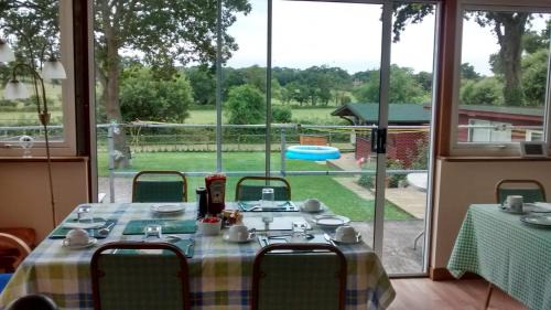 Rowlands Castle Bed & Breakfast | Cripple Creek Bed And Breakfast