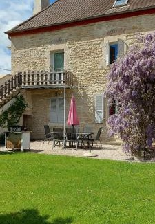 Longwy-sur-le-Doubs Apartment | Crisoline