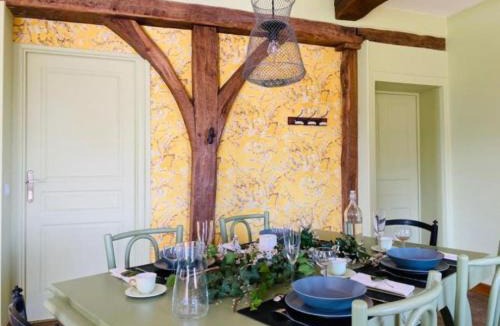 Longwy-sur-le-Doubs Apartment | Crisoline