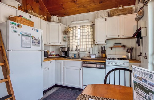 Rangeley Cottage | Crisp Cabin @ Haley Pond - downtown Rangeley