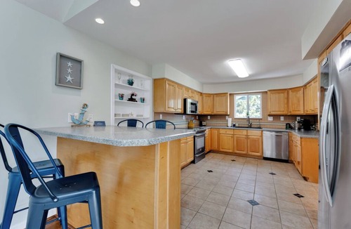Croatan Beach House | Croatan Beach Spacious 4BR Home with Views