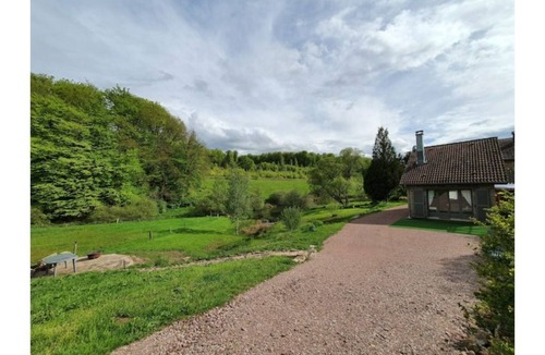 Uzemain Cottage | Croc Noisettes, 60 m2 duplex overlooking a pond