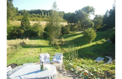 Uzemain Cottage | Croc Noisettes, 60 m2 duplex overlooking a pond