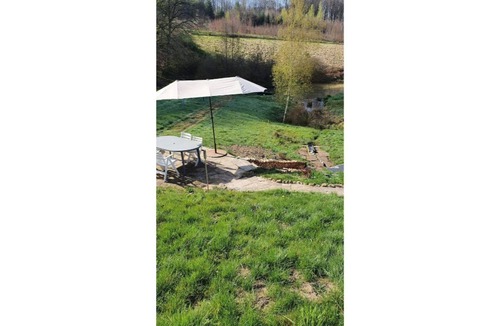 Uzemain Cottage | Croc Noisettes, 60 m2 duplex overlooking a pond