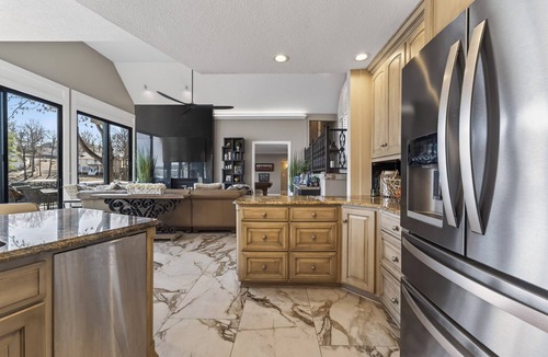 Village of Four Seasons House | Crocker Cove - Stunning 6 bedroom lakefront house