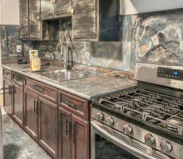 Crockett Apartment | Crockett House